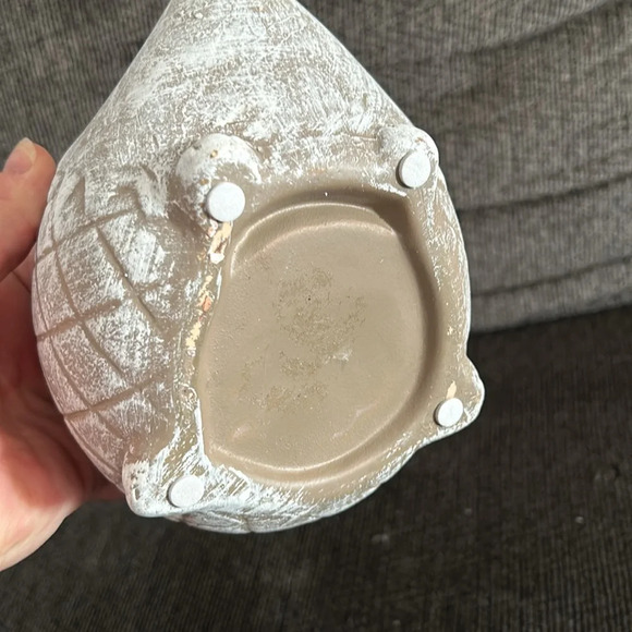 Hedgehog Indoor Ceramic Planter Pot - Picture 7 of 9